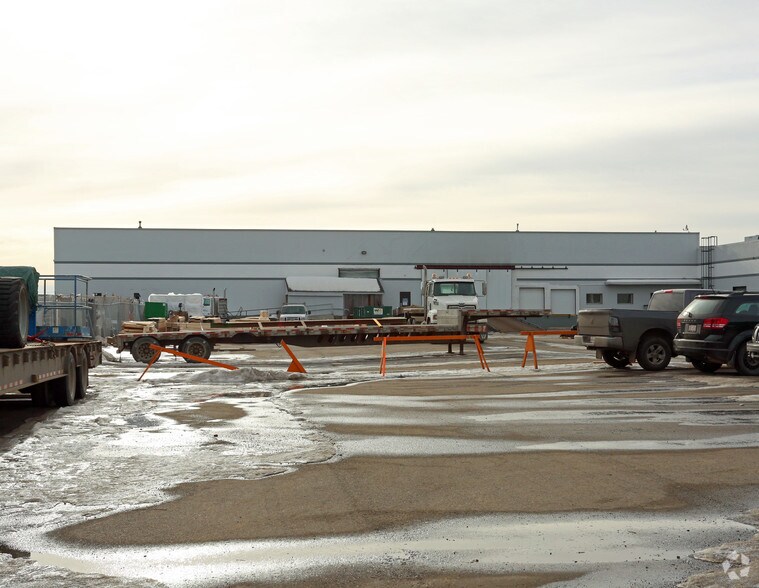 More Photos Of 14345 123rd Ave NW, Edmonton Manufacturing For Sale