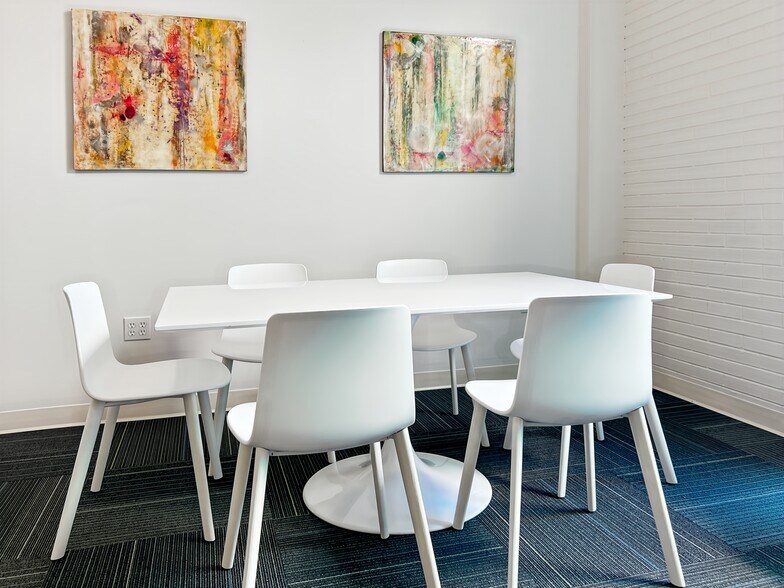 More Photos Of 3117 Whiting Ave, Charlotte Coworking Space