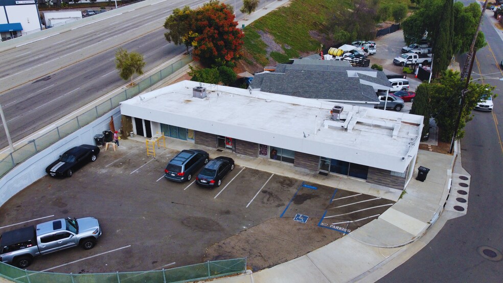 More Photos Of 2329-2335 W Sequoia Ave, Anaheim General Retail For Sale
