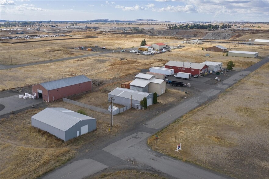More Photos Of 12825 W 17th Ave, Airway Heights Warehouse For Sale