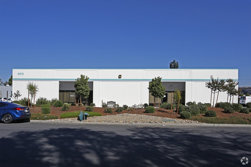 More Photos Of 6575 Trinity Ct, Dublin Warehouse For Lease