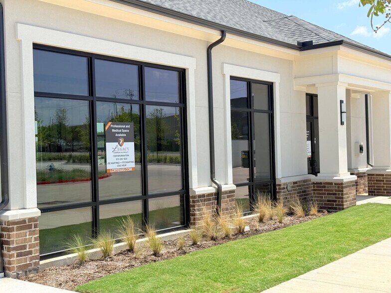 More Photos Of 3801 N Central Expy, McKinney Medical For Lease