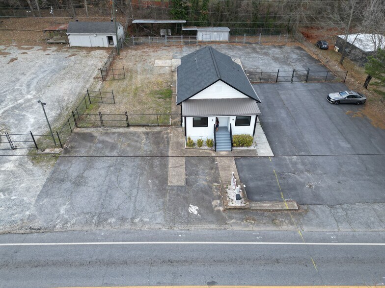 More Photos Of 2719 Huff Dr, Lawrenceville Office For Lease