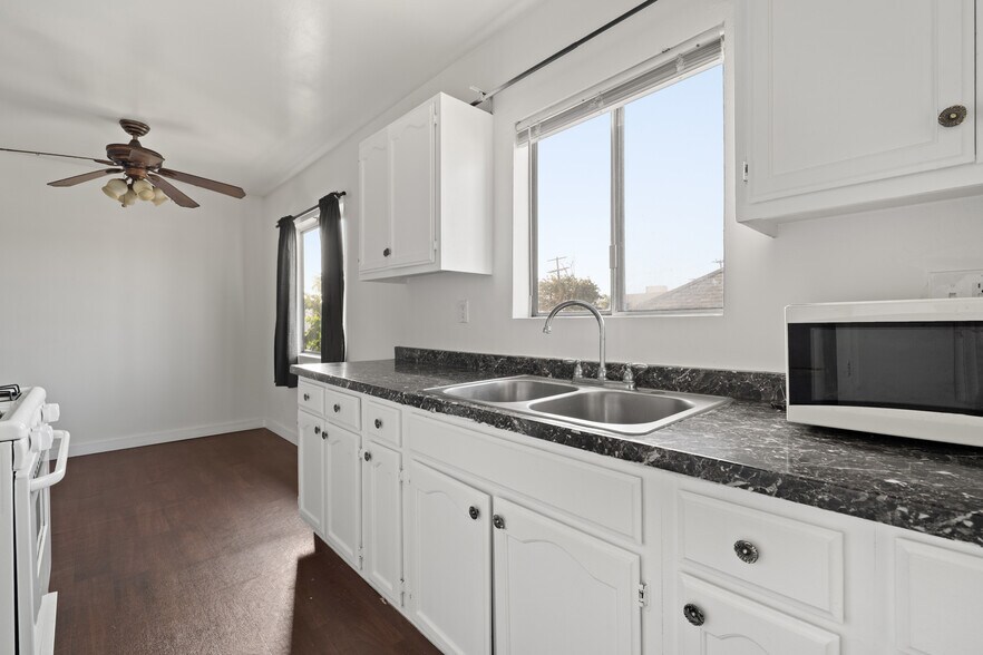 More Photos Of 1406 Exposition Blvd, Los Angeles Apartments For Sale