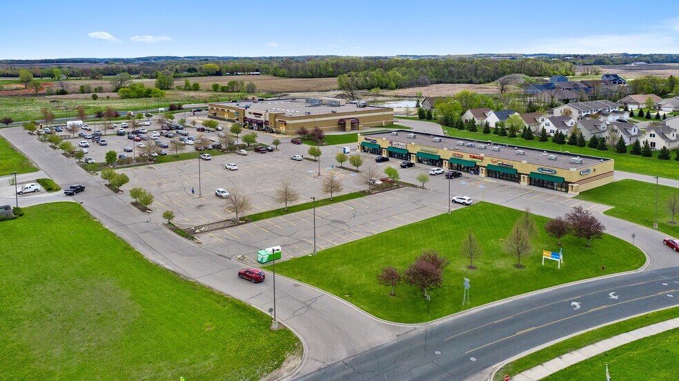 More Photos Of 209-225 Chalupsky Ave SE, New Prague General Retail For Lease