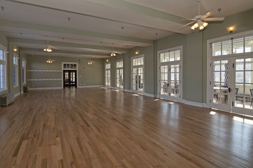 More Photos Of 158 Academy Lane Dr, Pence Springs Hotel For Sale