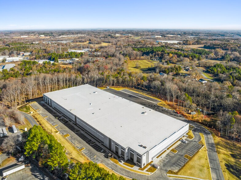 Primary Photo Of 1338 Mount Olive Church, Gastonia Distribution For Lease