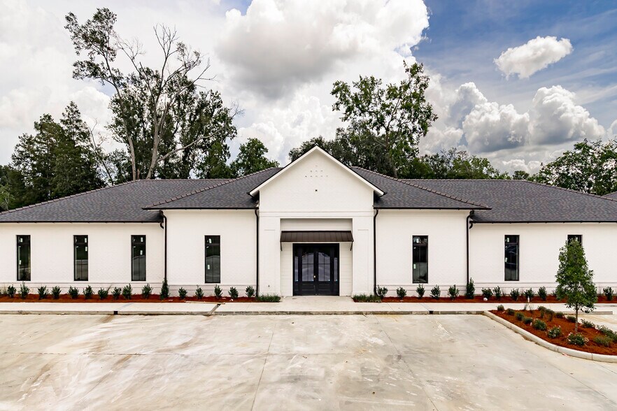 More Photos Of 10315 Jefferson Hwy, Baton Rouge Loft Creative Space For Lease