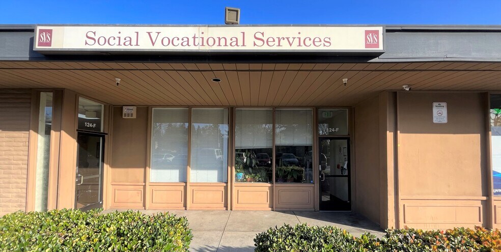 More Photos Of 120-130 Blossom Hill Rd, San Jose Unknown For Lease