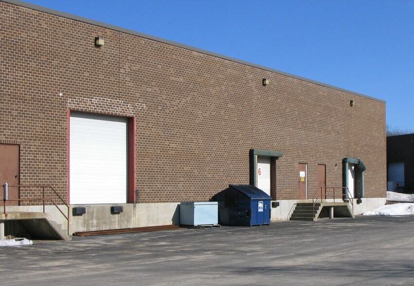 More Photos Of 401 VFW Dr, Rockland Warehouse For Lease