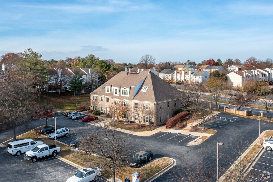 Primary Photo Of 8301-8323 Cherry Ln, Laurel Medical For Lease