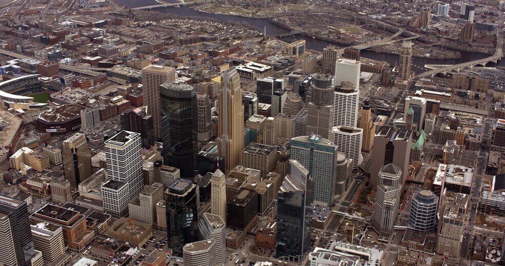 More Photos Of 655 Nicollet Mall, Minneapolis Office For Lease