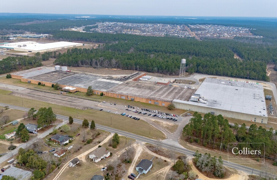 More Photos Of 358 Ascauga Lake Rd, Graniteville Distribution For Lease