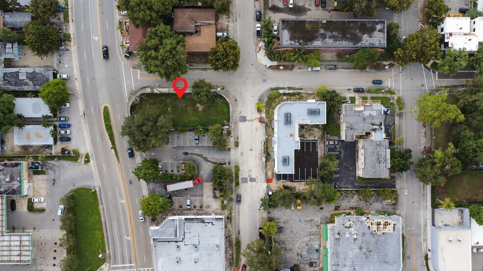 More Photos Of 5434 NE Miami Ct, Miami Land For Sale