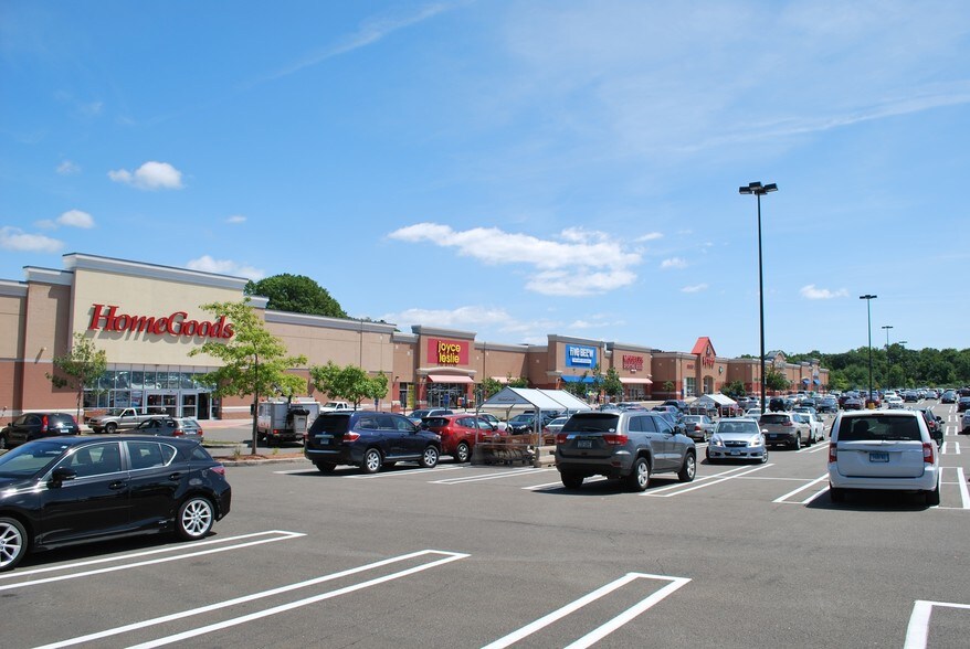 More Photos Of 1365 Boston Post Rd, Milford Unknown For Lease