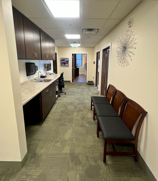 More Photos Of 1055 N 300 W, Provo Medical For Lease