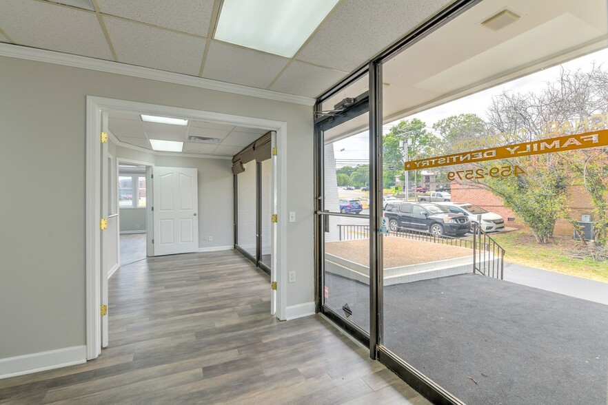 More Photos Of 125 Enon Springs Rd E, Smyrna Medical For Lease