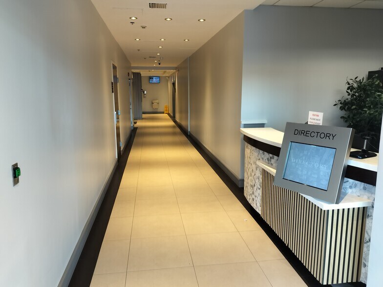 More Photos Of 12550 Biscayne Blvd, North Miami Medical For Lease