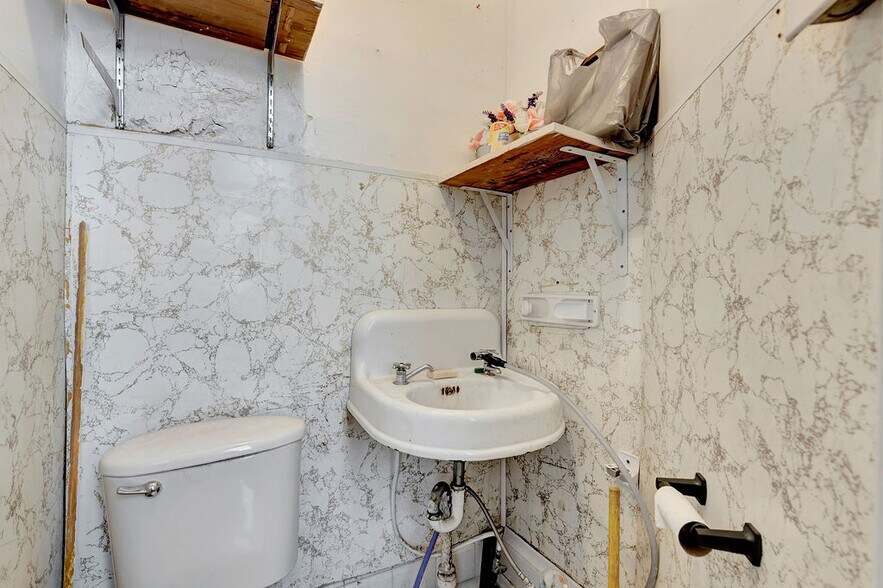 More Photos Of 2 Main St, College Corner Storefront Retail Office For Sale