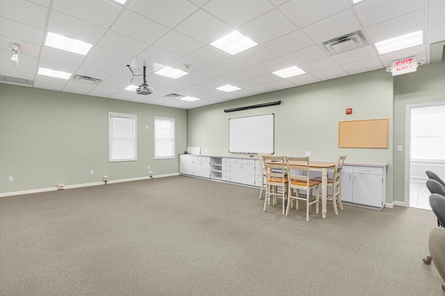 More Photos Of 831 Bald Hill Rd, Warwick Loft Creative Space For Lease