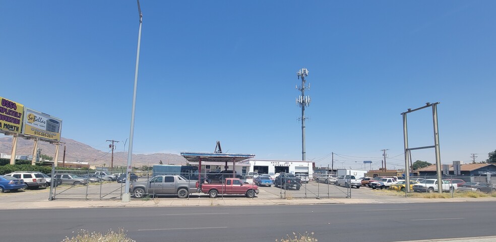 More Photos Of 10105 Dyer St, El Paso Auto Repair For Sale