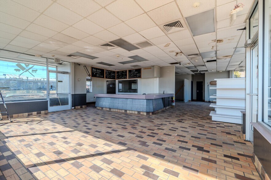 More Photos Of 270 Broadway, Whitehall Freestanding For Sale