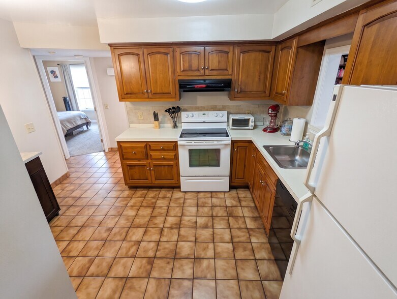 More Photos Of 940A Innsbruck Dr, Hummelstown Multifamily For Sale