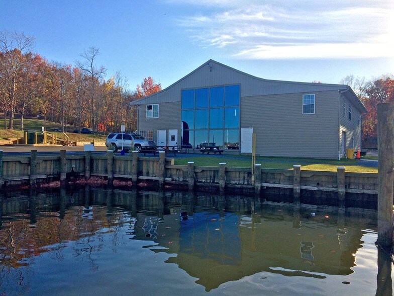 Primary Photo Of 864 Nabbs Creek Rd, Glen Burnie Marina For Lease