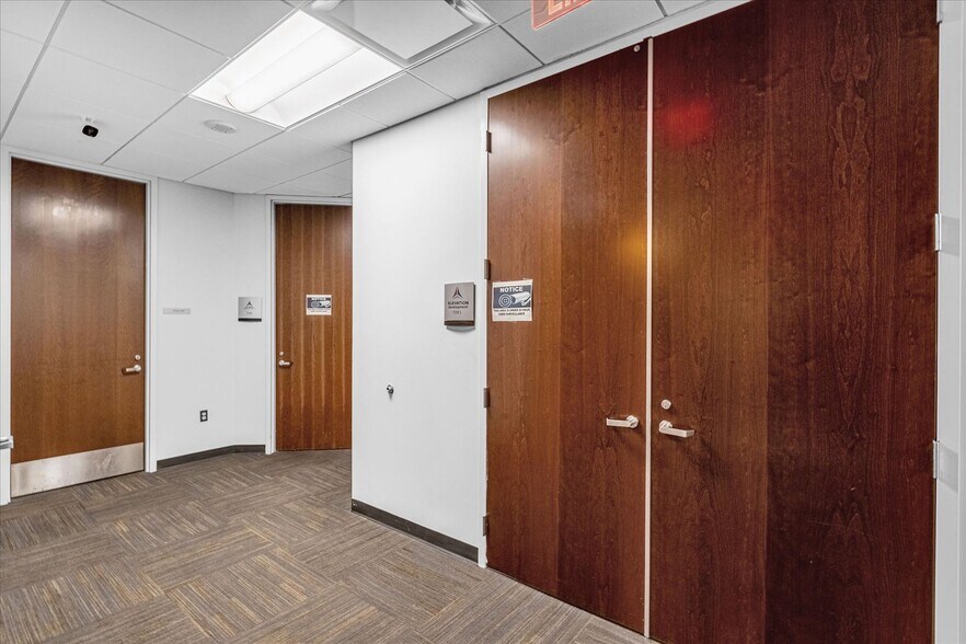 More Photos Of 121-189 S Orange Ave, Orlando Office Residential For Sale