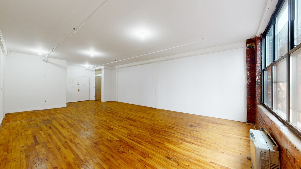 More Photos Of 257-261 Varet St, Brooklyn Manufacturing For Lease