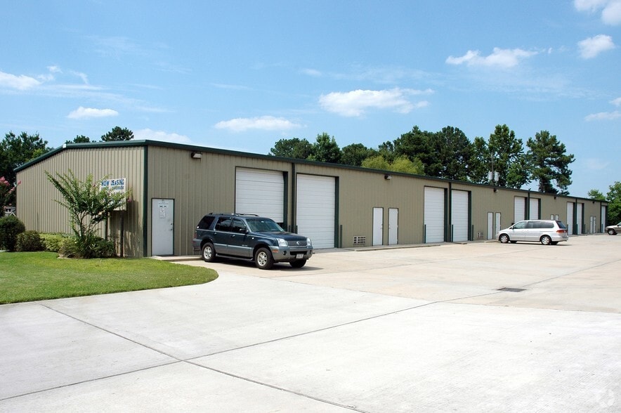 Primary Photo Of 18912 Tomato Rd, Spring Warehouse For Lease