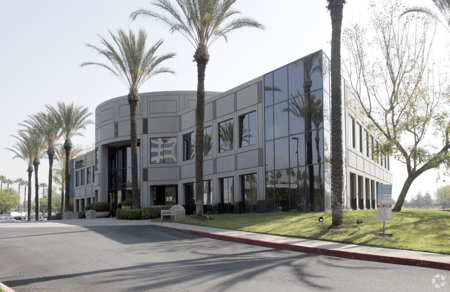 More Photos Of 3281 E Guasti Rd, Ontario Unknown For Lease