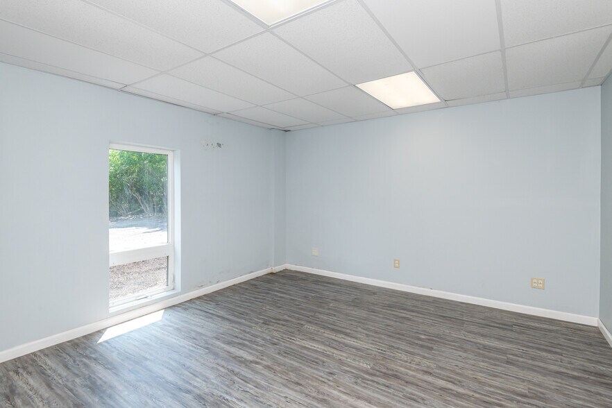 More Photos Of 6750 Brandt Pike, Huber Heights Medical For Lease