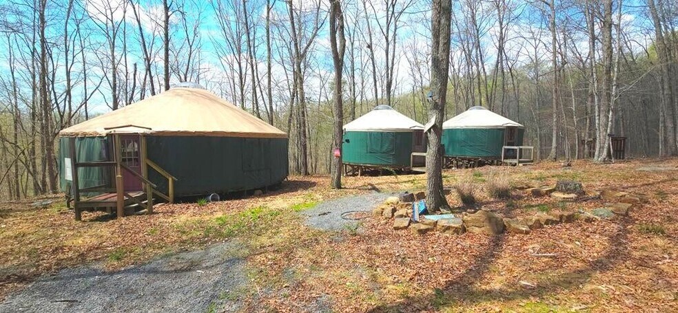 More Photos Of 158 Academy Lane Dr, Pence Springs Hotel For Sale