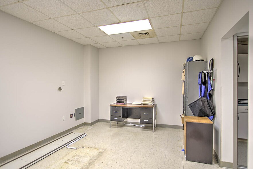 More Photos Of 2120 N 27th St, Decatur Rehabilitation Center For Sale