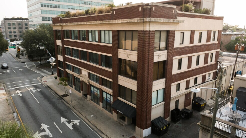 More Photos Of 300 Drayton St, Savannah Office Residential For Sale