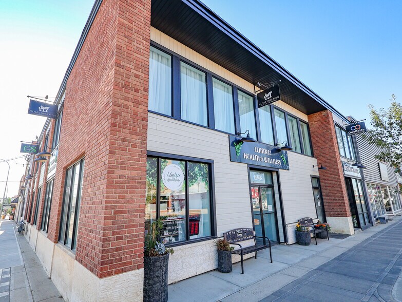 More Photos Of 5002 50 st, Stettler Flex For Sale