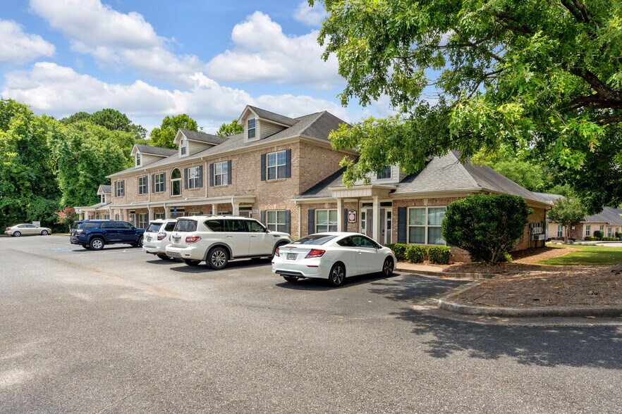 More Photos Of 1124 N Tennessee St, Cartersville Medical For Lease