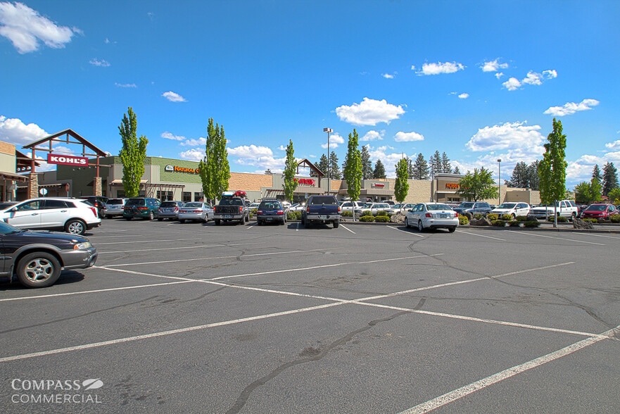 More Photos Of 3044-3188 N Highway 97, Bend Unknown For Lease
