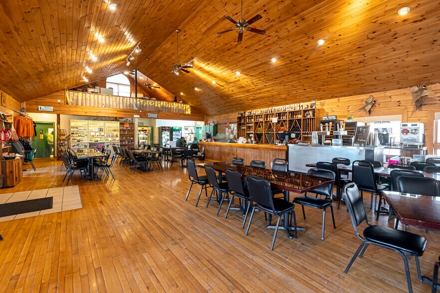 More Photos Of 14391 IL-37, Whittington Winery Vineyard For Sale