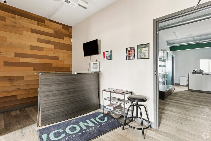 More Photos Of 1848 Dickerson Rd, Gaylord General Retail For Sale
