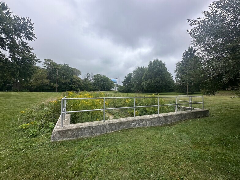 More Photos Of 115 S Pierce St, Crestline Religious Facility For Sale