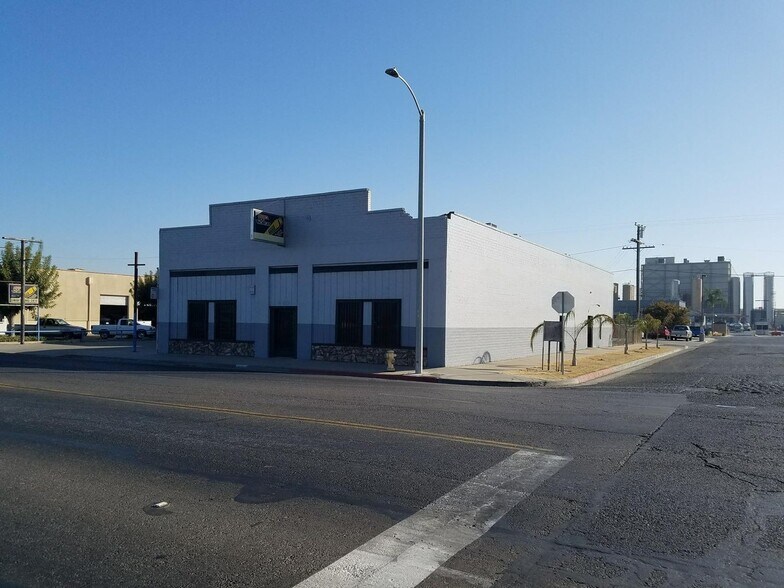 More Photos Of 460 S K St, Tulare Freestanding For Sale