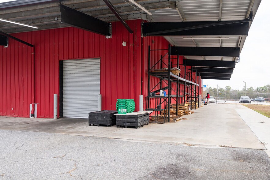 More Photos Of 3321 Holley Rd, Lizella Freestanding For Sale