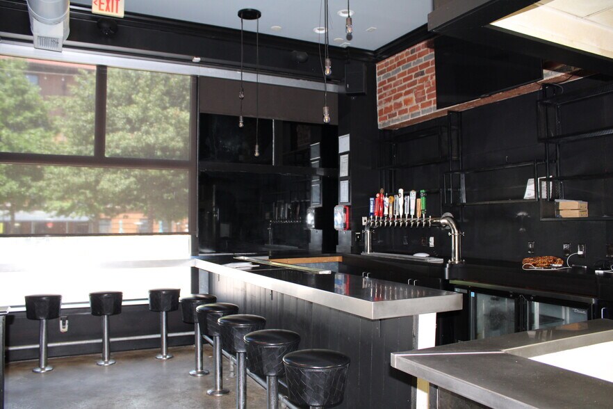 More Photos Of 7 N 17th St, Richmond Restaurant For Sale