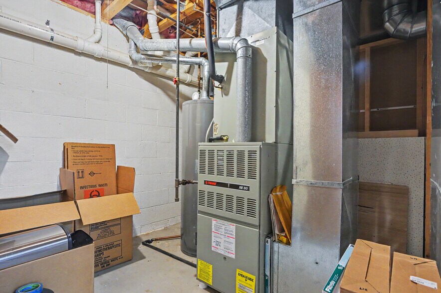 More Photos Of 819 Southwestern Run, Youngstown Medical For Sale