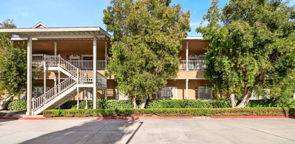 More Photos Of 408 S Beach Blvd, Anaheim Medical For Sale