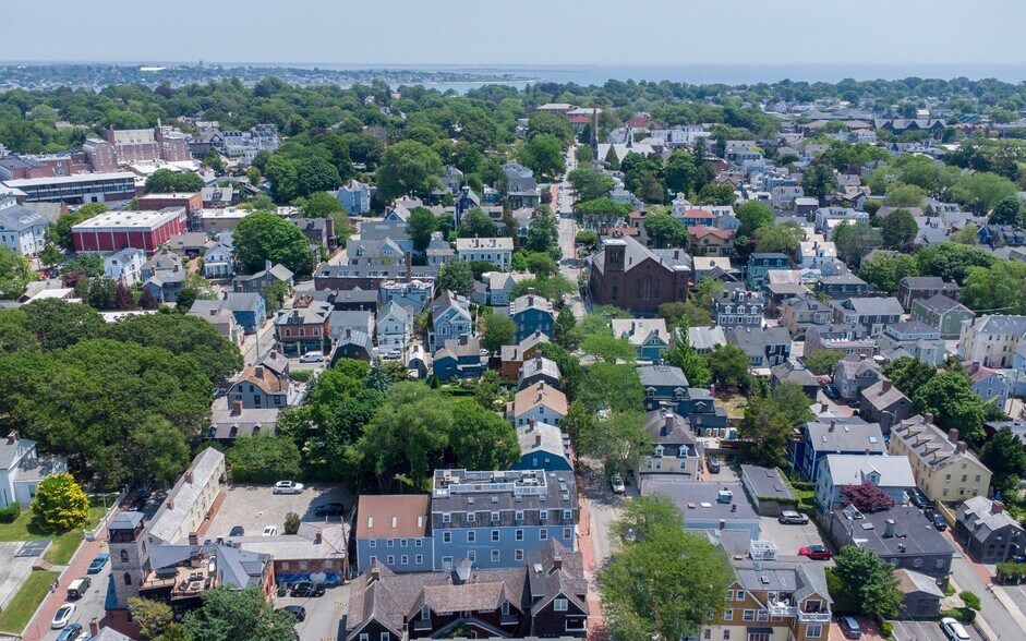 More Photos Of 28 Pelham St, Newport Office For Sale