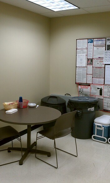 More Photos Of 2425 N Meridian St, Indianapolis Medical For Lease