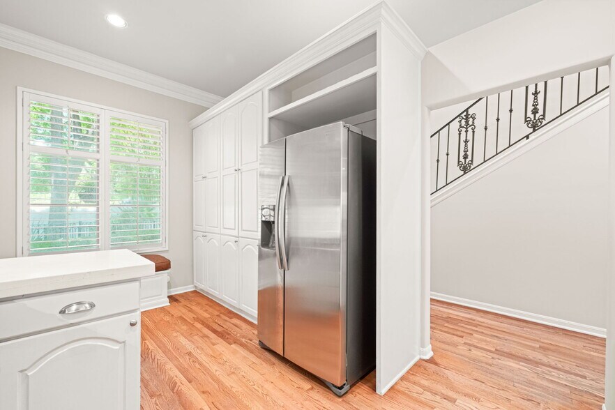 More Photos Of 131 Saint Dennis Ave, Alamo Heights Multifamily For Sale